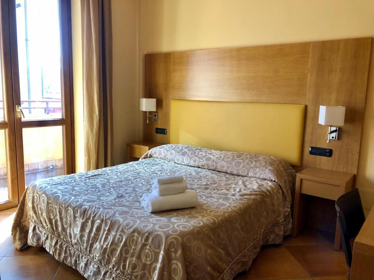 Mingone Hotel Ristorante Isola di Liri Ngoại thất bức ảnh